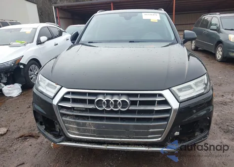 2019 Audi Q5 45 Premium z USA, uszkodzony, nr VIN WA1BNAFY1K2101434